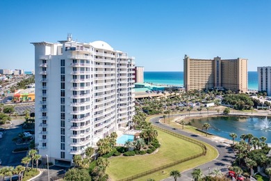 INCREDIBLE VIEWS from this 3 bed/2 bath condo. The oversized - photo 7