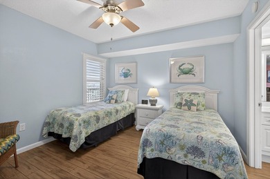 INCREDIBLE VIEWS from this 3 bed/2 bath condo. The oversized - photo 10