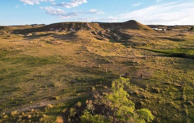 Chalk Buttes Ranch is a rare Wyoming offering, combining - photo 8