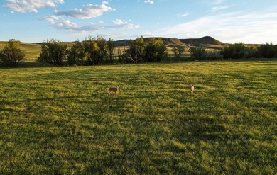 Chalk Buttes Ranch is a rare Wyoming offering, combining - photo 9