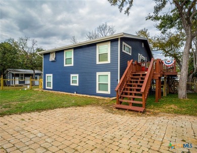 Lake LBJ Home For Sale in Granite Shoals Texas