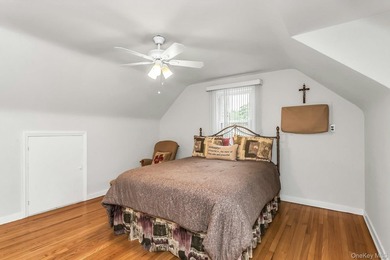 Welcome to this beautifully maintained & updated property in - photo 13