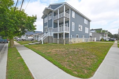 Spacious Waterfront Almost New Construction | 5 Bed | 3 Bath | - photo 2
