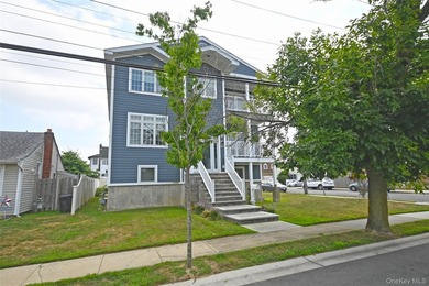 Spacious Waterfront Almost New Construction | 5 Bed | 3 Bath | - photo 3