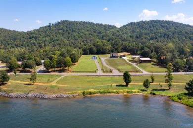 Lake Lot For Sale in Guntersville, Alabama