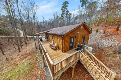 Beautiful cabin oasis tucked away in the gated community of - photo 1