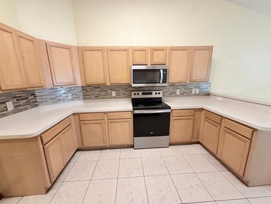 Welcome to this beautifully maintained Port St. Lucie home - photo 11