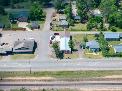 This versatile commercial property has a long-standing history - photo 13