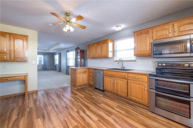 Great move-in-ready home in the desirable Morningview community