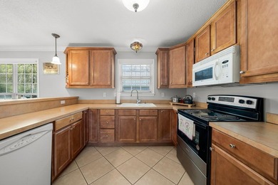 Seller offering $5,000 credit toward closing costs or rate buy - photo 7