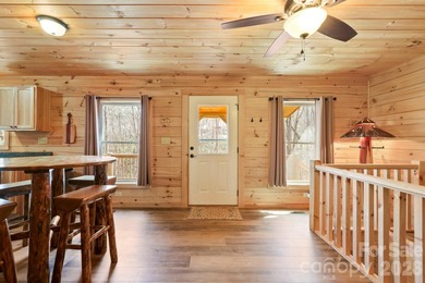 Beautiful cabin oasis tucked away in the gated community of - photo 8