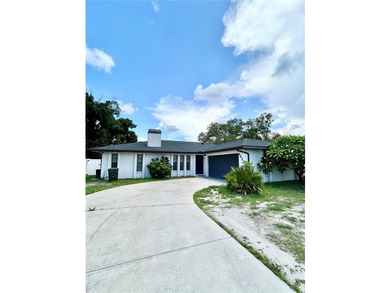 Welcome to this beautifully updated 3-bedroom, 3-bathroom home - photo 3