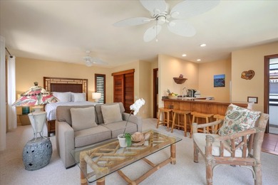 This oceanfront four-bedroom, four-bathroom residence within - photo 24
