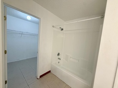 Welcome to this beautifully maintained Port St. Lucie home - photo 24