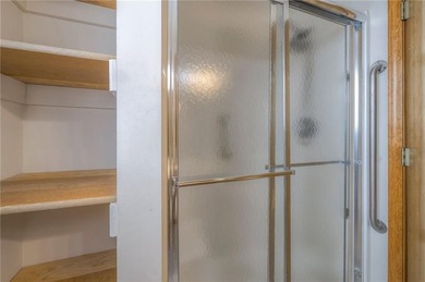 Great move-in-ready home in the desirable Morningview community