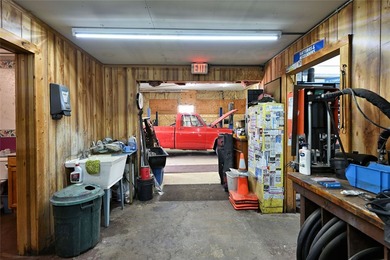 This versatile commercial property has a long-standing history - photo 27