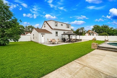 Welcome to this beautifully maintained Expanded Cape nestled in - photo 28