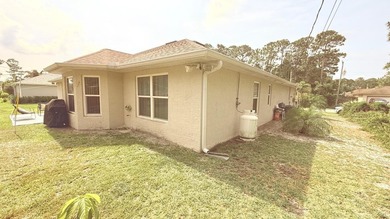 Welcome to this beautifully maintained Port St. Lucie home - photo 31