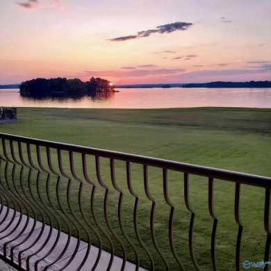 Lake Condo For Sale in Cedar Bluff, Alabama