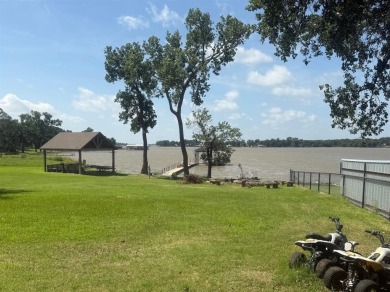 Lake Home For Sale in Newark, Texas