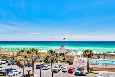 Jetty East is a Gated 6-story midrise with under building - photo 1