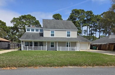 Located in the highly desirable Lake Lorraine Estates community - photo 1