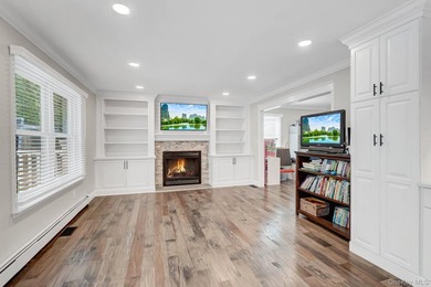 Welcome to 27 4th Ave. Rocky Point, a home that truly checks - photo 14