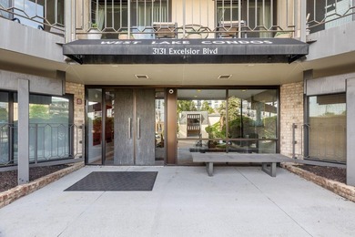 Completely updated and move-in ready, this ideally located condo - photo 1