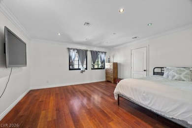 Welcome to this beautifully upgraded home in The Lakes - photo 31
