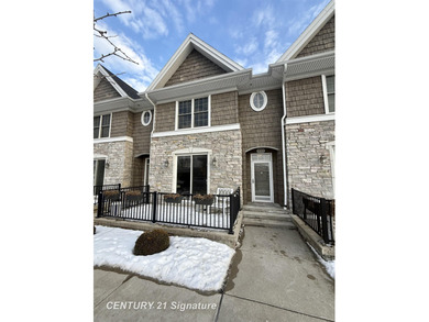 Saginaw River Condo Active Under Contract in Saginaw Michigan