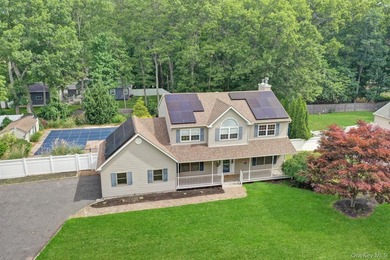 Welcome to 27 4th Ave. Rocky Point, a home that truly checks - photo 35