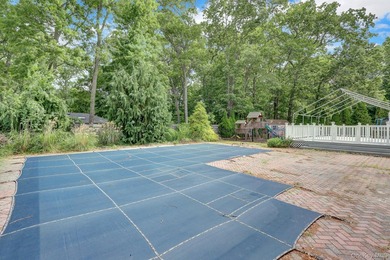 Welcome to 27 4th Ave. Rocky Point, a home that truly checks - photo 37