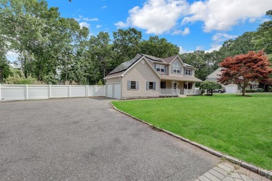 Welcome to 27 4th Ave. Rocky Point, a home that truly checks - photo 48
