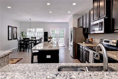 Move-in ready and ideally located in the heart of Williamsburg - photo 12