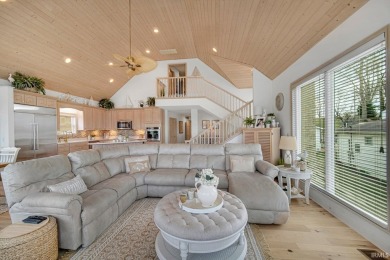LAKEFRONT LIVING at its FINEST in this CUSTOM-BUILT  home! - photo 12