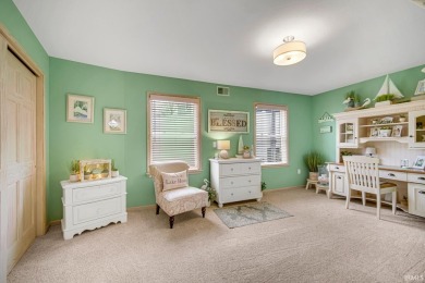 LAKEFRONT LIVING at its FINEST in this CUSTOM-BUILT  home! - photo 14