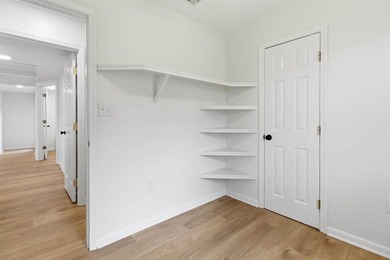 Welcome to your new home! This beautifully remodeled brick home - photo 19