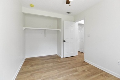 Welcome to your new home! This beautifully remodeled brick home - photo 20