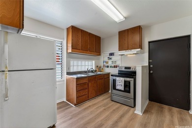 Rare Kakaako multi-dwelling investment opportunity in the - photo 25