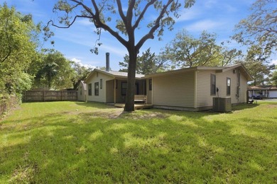 Welcome to your new home! This beautifully remodeled brick home - photo 30
