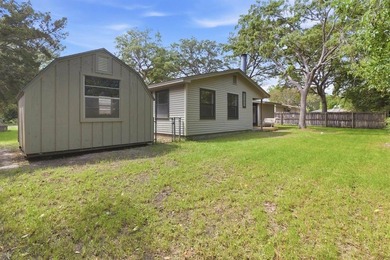 Welcome to your new home! This beautifully remodeled brick home - photo 32