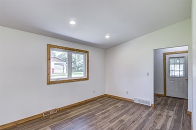This remodeled home is move-in ready with fresh updates - photo 6