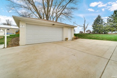 LAKEFRONT LIVING at its FINEST in this CUSTOM-BUILT  home! - photo 36