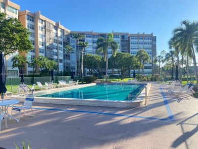 Lake Condo For Sale in Pembroke Pines, Florida