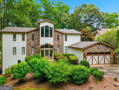 Welcome to your private Lake Lanier retreat, where luxury - photo 5
