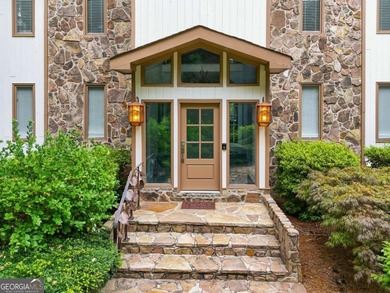 Welcome to your private Lake Lanier retreat, where luxury - photo 6
