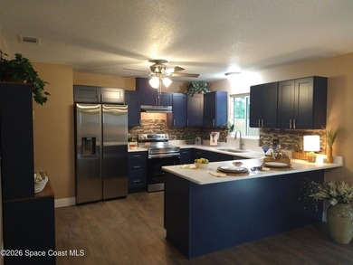 MOVE IN READY TOTAL REMODEL so Why wait to build ...3/2 with - photo 20