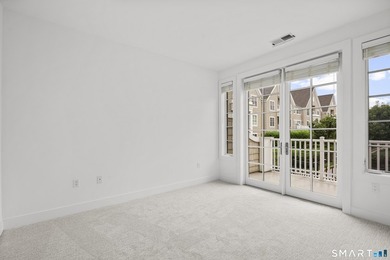 Experience the perfect blend of luxury, convenience, and - photo 23