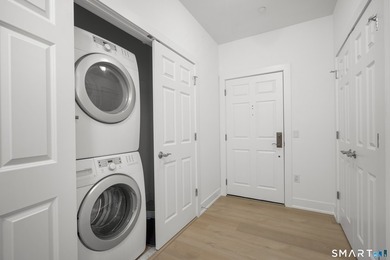 Experience the perfect blend of luxury, convenience, and - photo 30