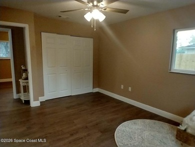 MOVE IN READY TOTAL REMODEL so Why wait to build ...3/2 with - photo 37
